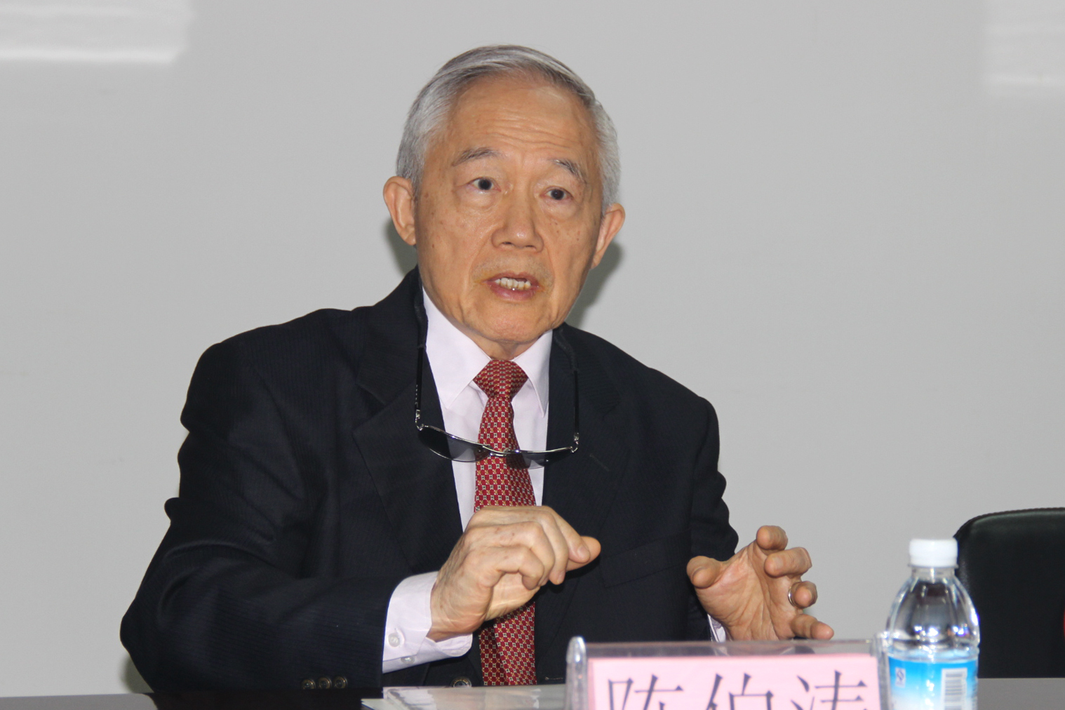 陈伯涛董事长谈两校合作