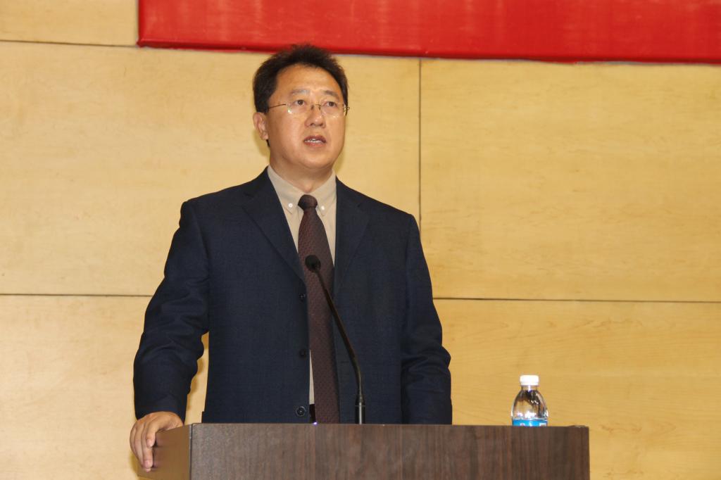 郭玉铸书记对同学们提出希望