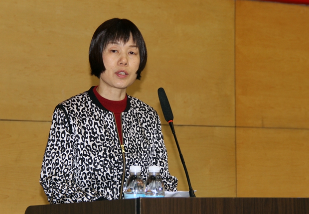 张明君副院长汇报工作