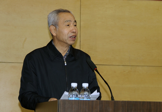 匡国柱院长作a片
2016年度工作报告