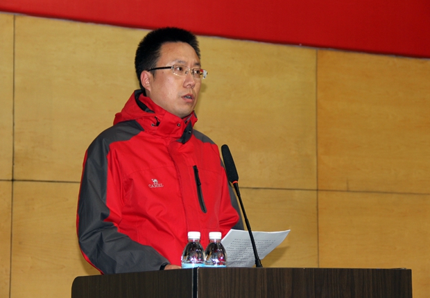 宋辉副院长汇报工作