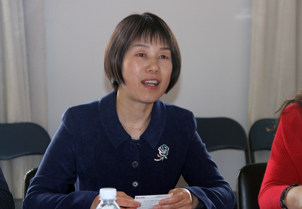 张明君副院长对客人来访表示热烈的欢迎