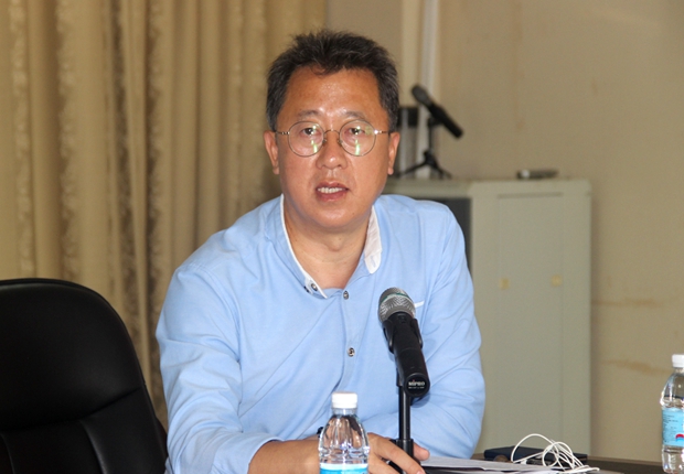 郭玉铸书记对本学期党委主要工作进行强调和说明