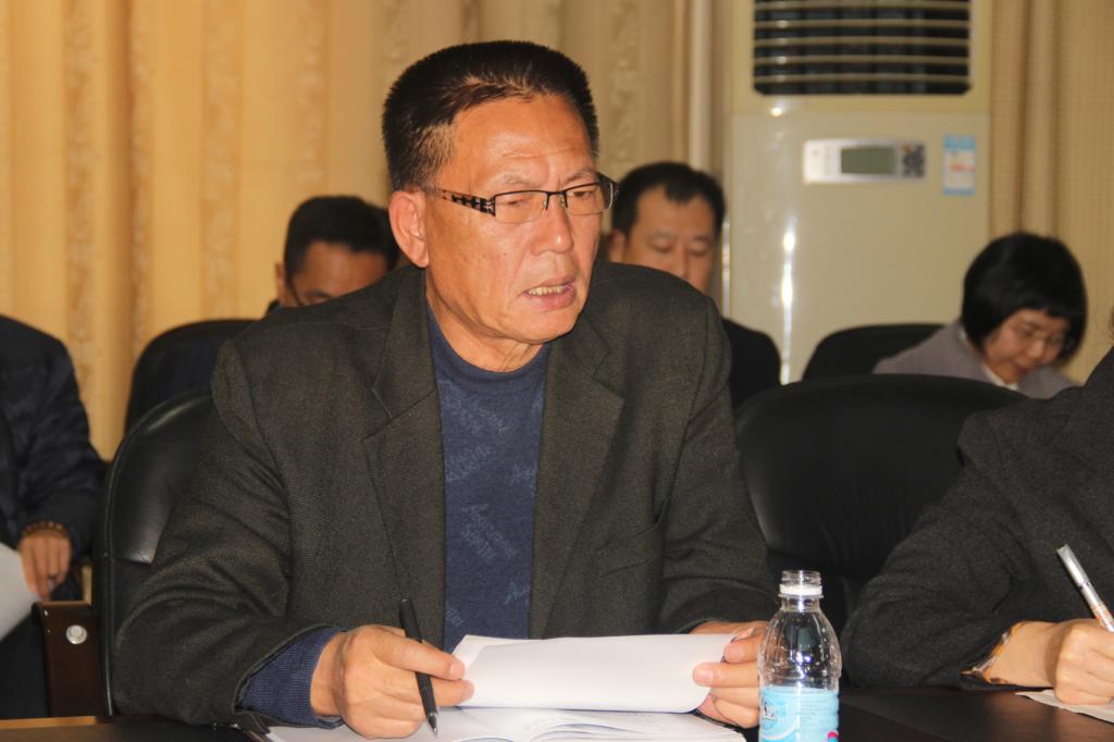 王玉林主任对教学工作相关文件提出修改意见