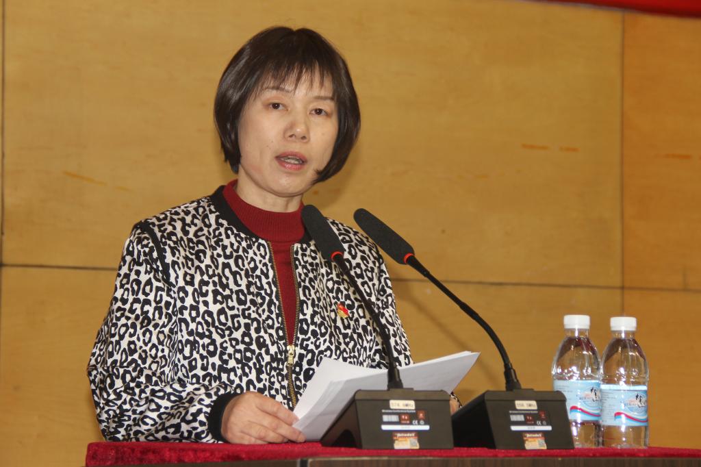 张明君副院长述职