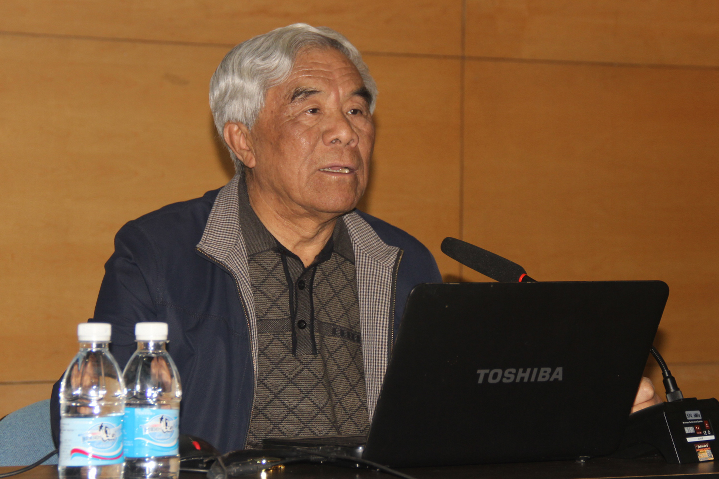 侯铁珊教授谈人生格局